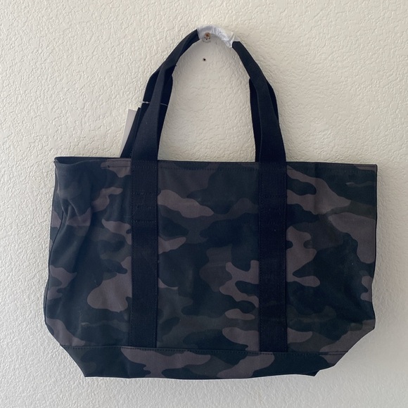 Banana Republic Black Camo Tote Bag NWT - Picture 3 of 6